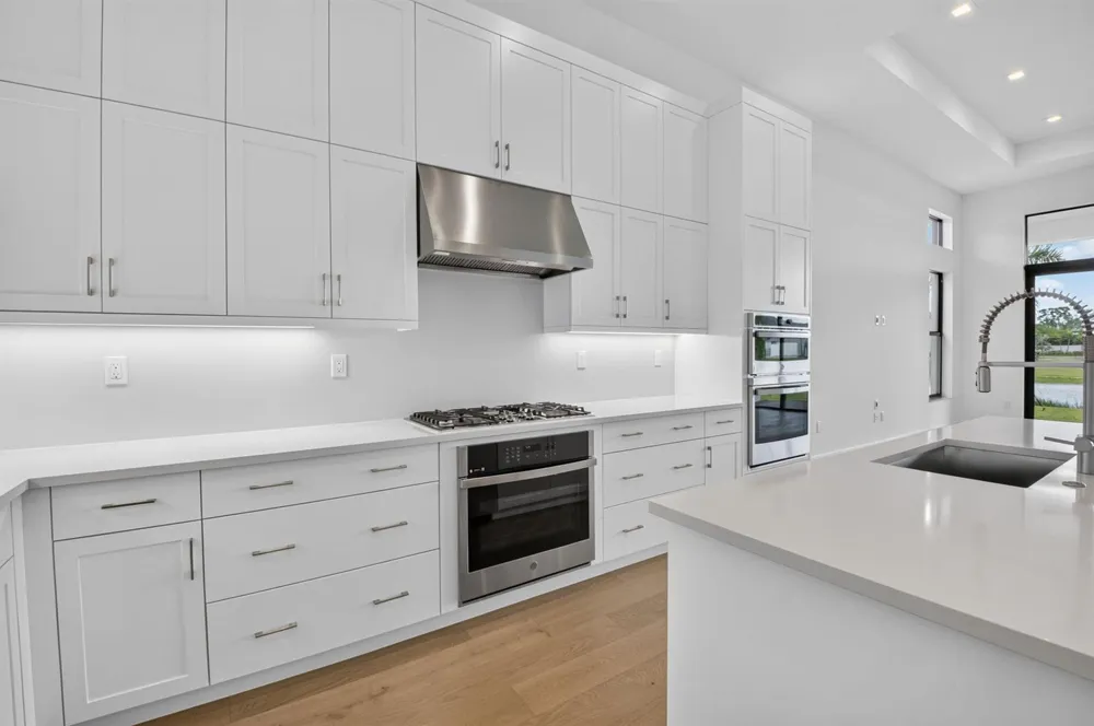 9724 JUNIPER BAY AVENUE Boca Raton, FL 33434