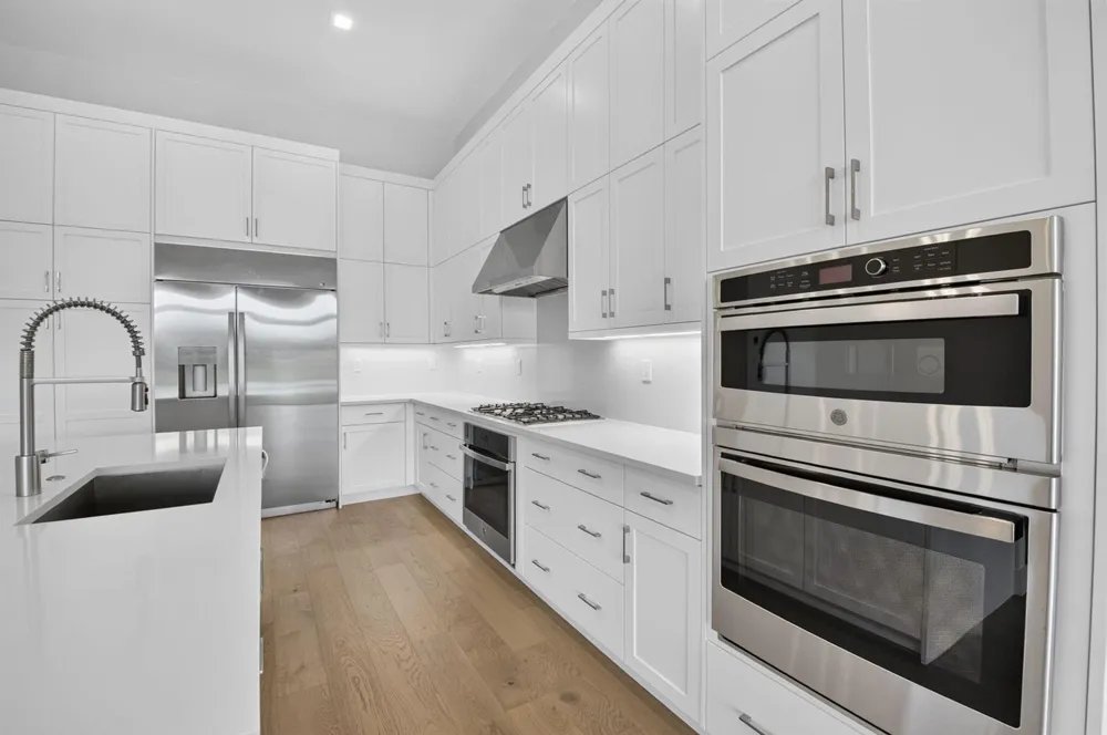 9724 JUNIPER BAY AVENUE Boca Raton, FL 33434