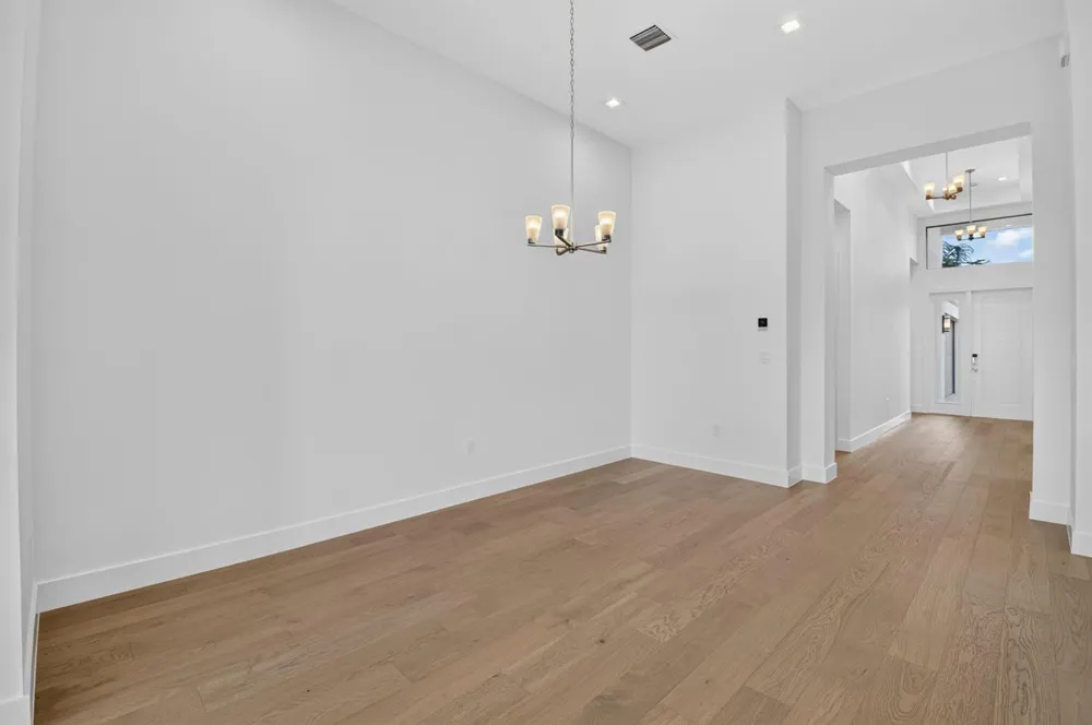 9724 JUNIPER BAY AVENUE Boca Raton, FL 33434