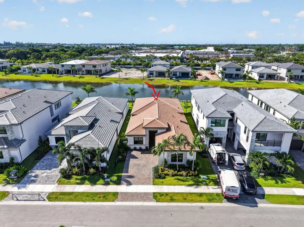 9724 JUNIPER BAY AVENUE Boca Raton, FL 33434