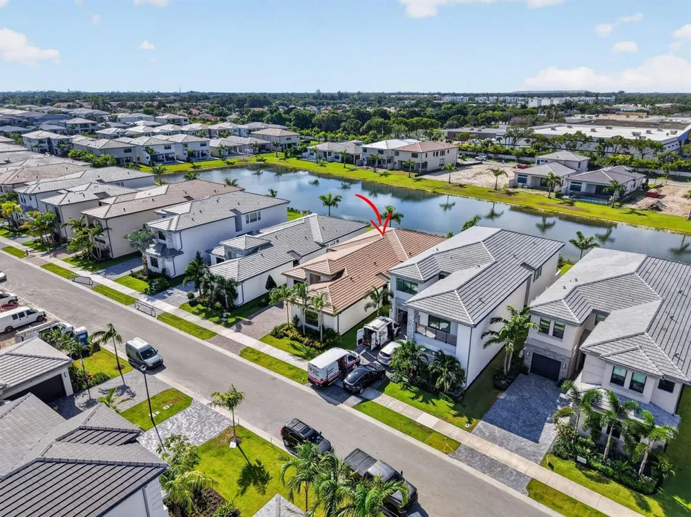 9724 JUNIPER BAY AVENUE Boca Raton, FL 33434