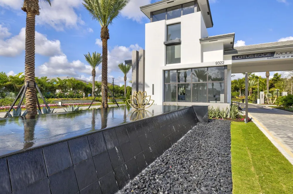 9724 JUNIPER BAY AVENUE Boca Raton, FL 33434