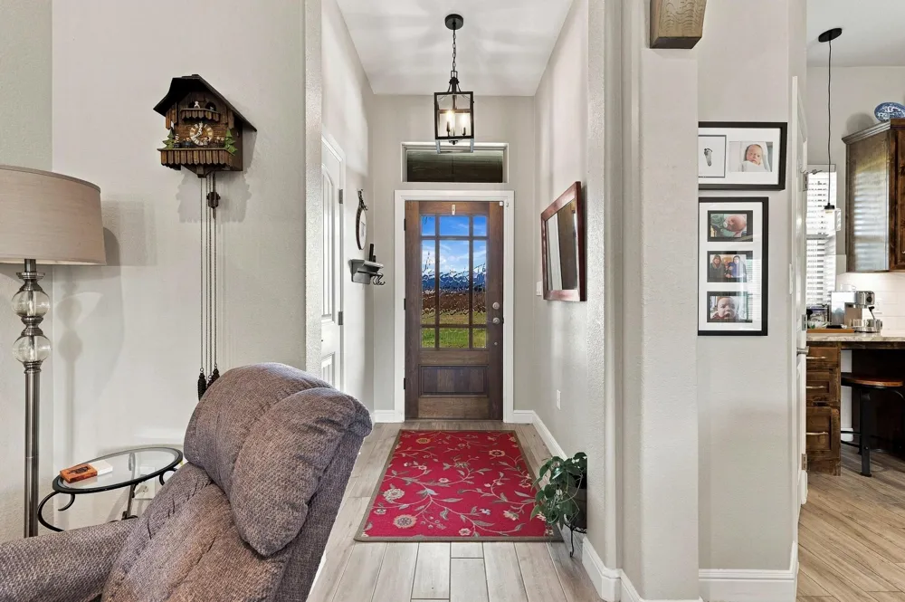 603 E Burks Street Pilot Point, TX 76258