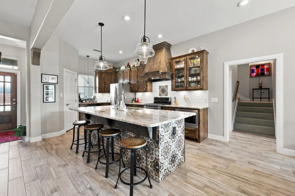 603 E Burks Street Pilot Point, TX 76258