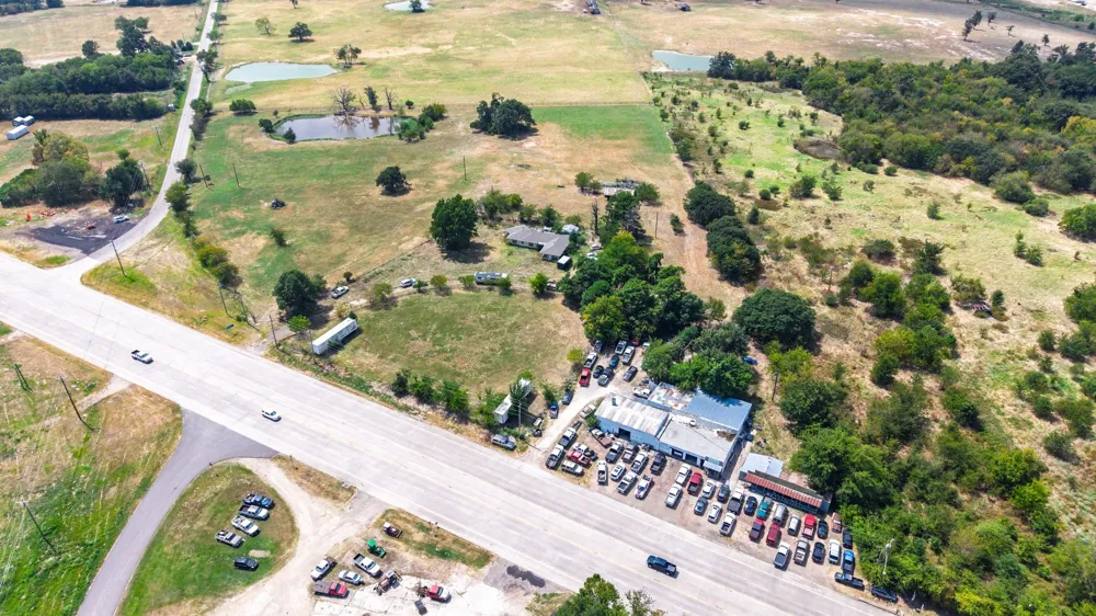 1351 S State Highway 19 Sulphur Springs, TX 75440