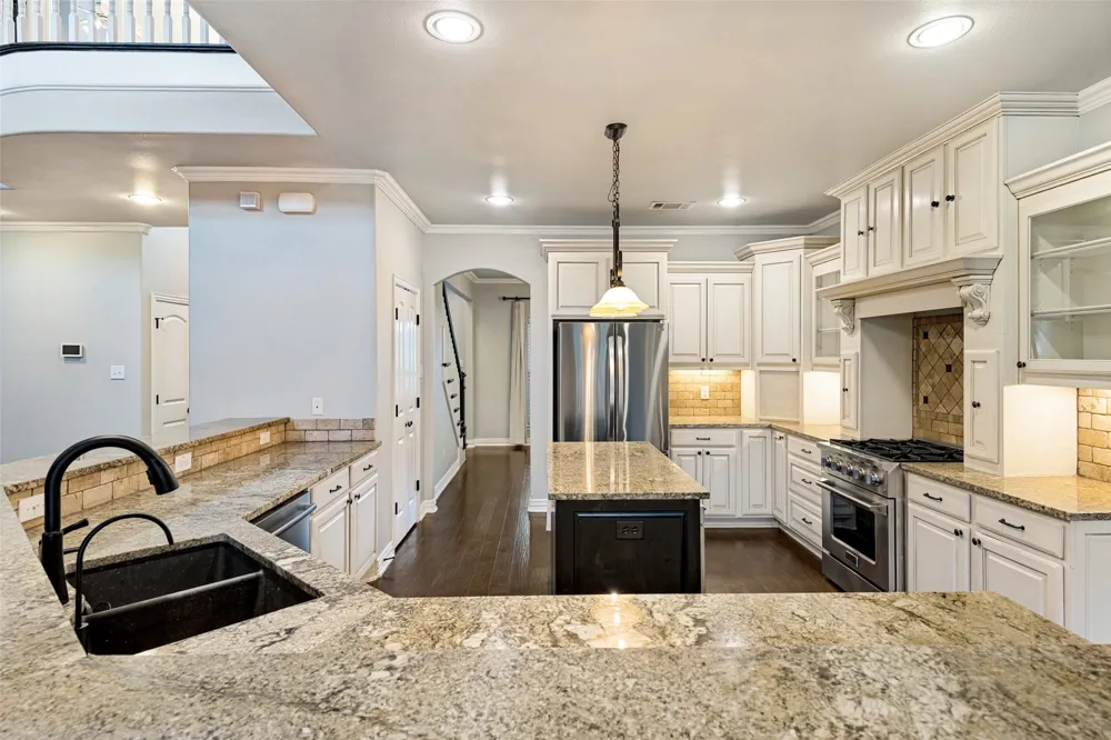 2144 Cross Creek Drive Scurry, TX 75158