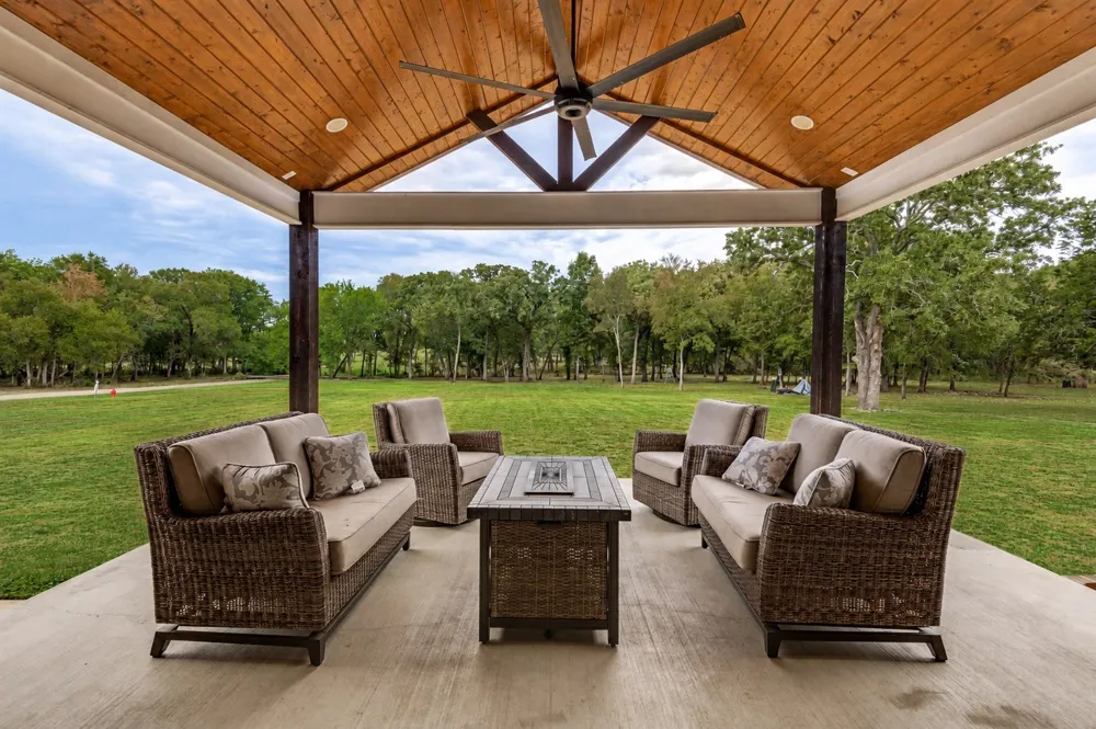 2144 Cross Creek Drive Scurry, TX 75158