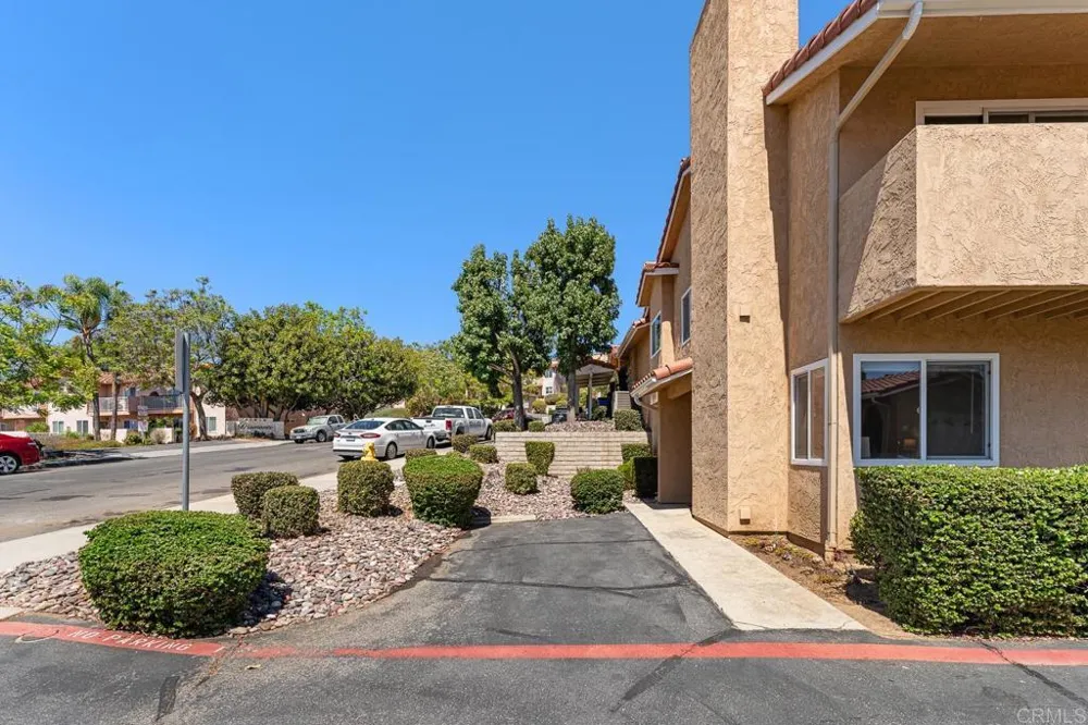 31909 Del Cielo Este #7 Bonsall, CA 92003