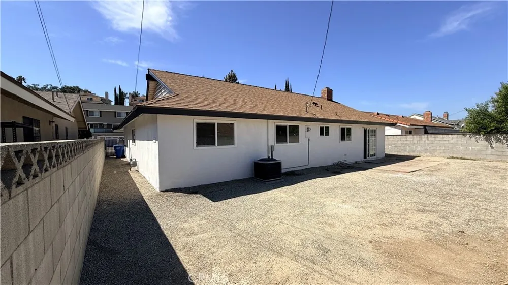 3341 E Calle Baja West Covina, CA 91792