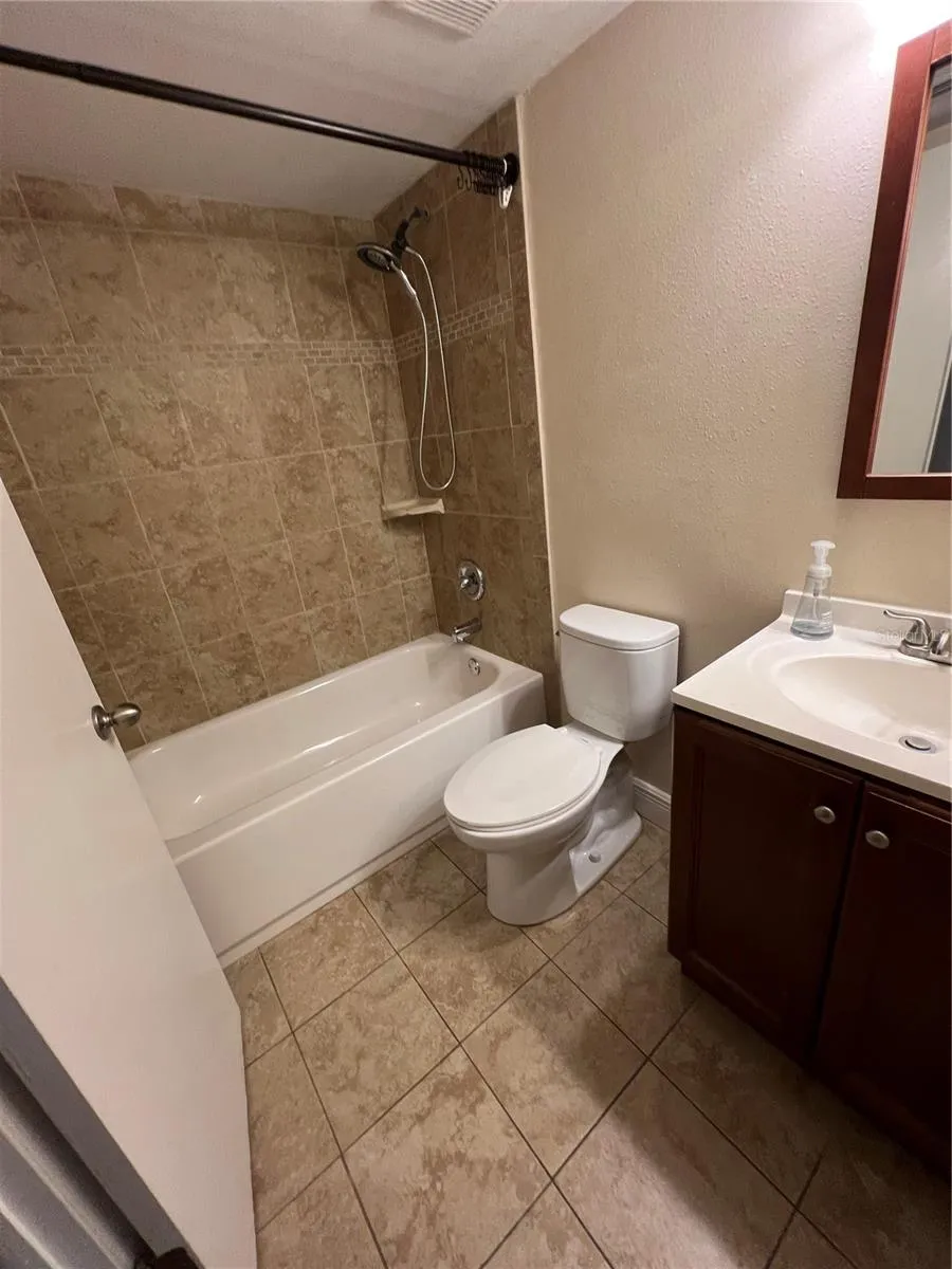 1014 STONEFENCE WAY Tarpon Springs, FL 34689