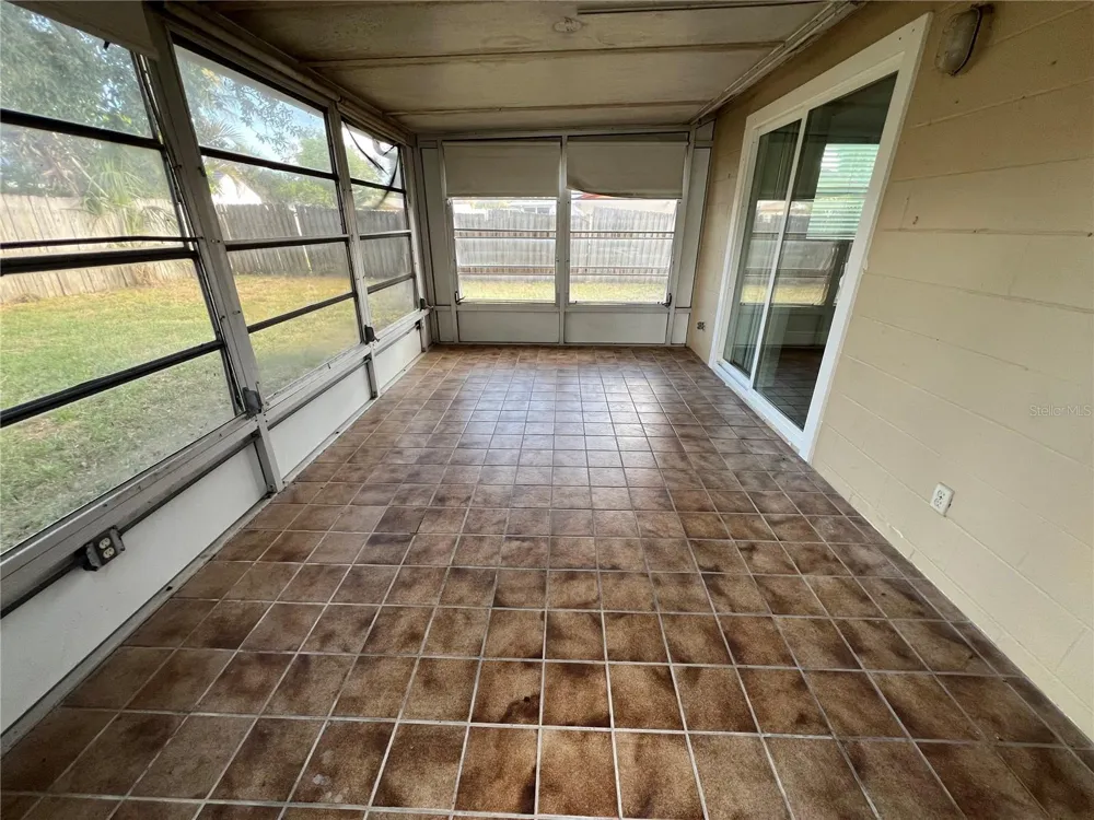 1014 STONEFENCE WAY Tarpon Springs, FL 34689