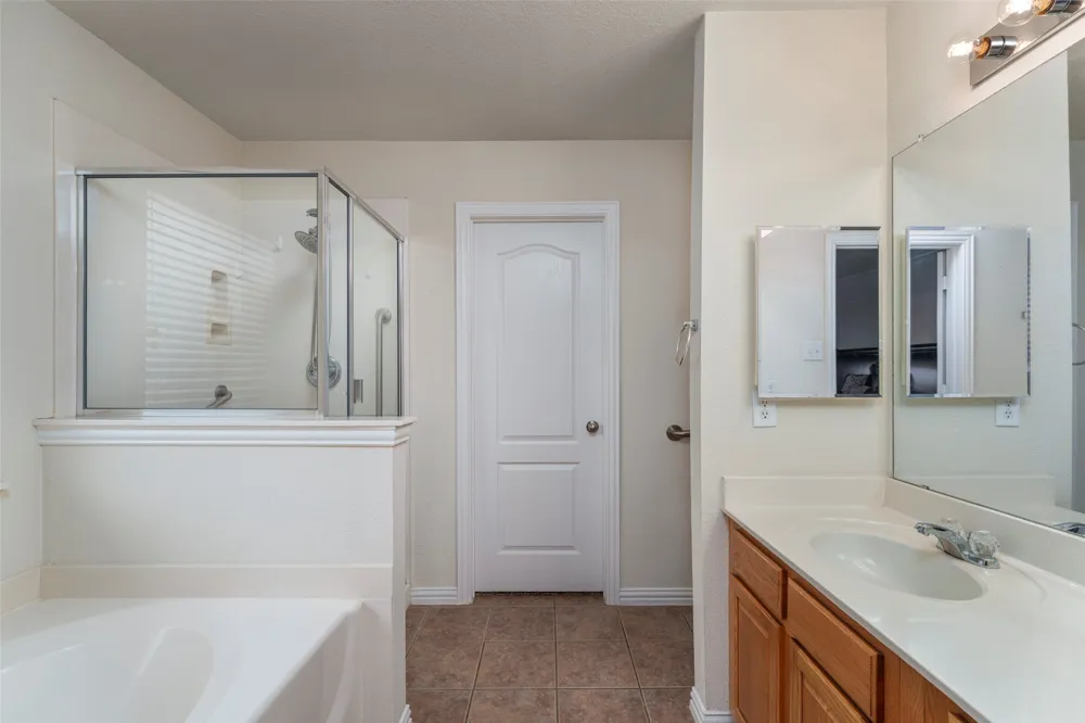 6633 Chalk River Drive Fort Worth, TX 76179
