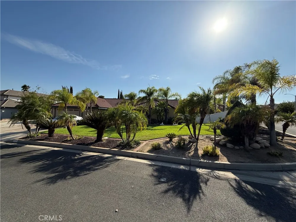 11551 Knoll Vista Moreno Valley, CA 92555