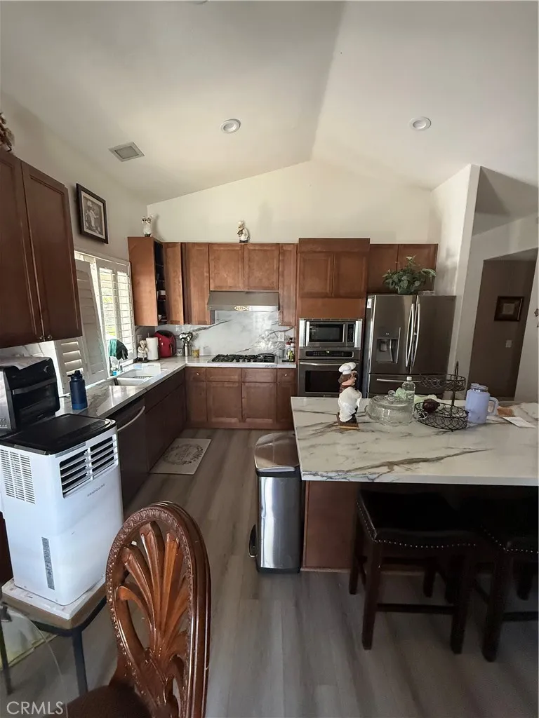 11551 Knoll Vista Moreno Valley, CA 92555