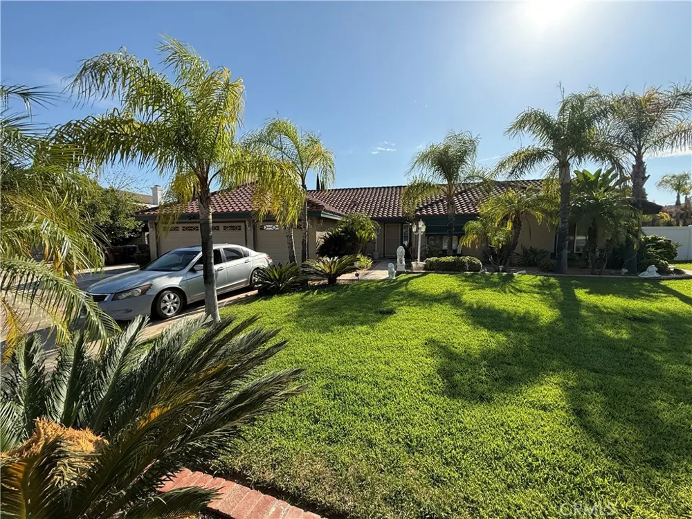 11551 Knoll Vista Moreno Valley, CA 92555