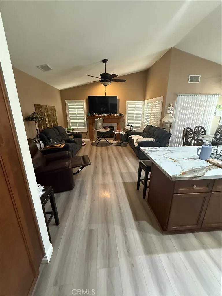 11551 Knoll Vista Moreno Valley, CA 92555