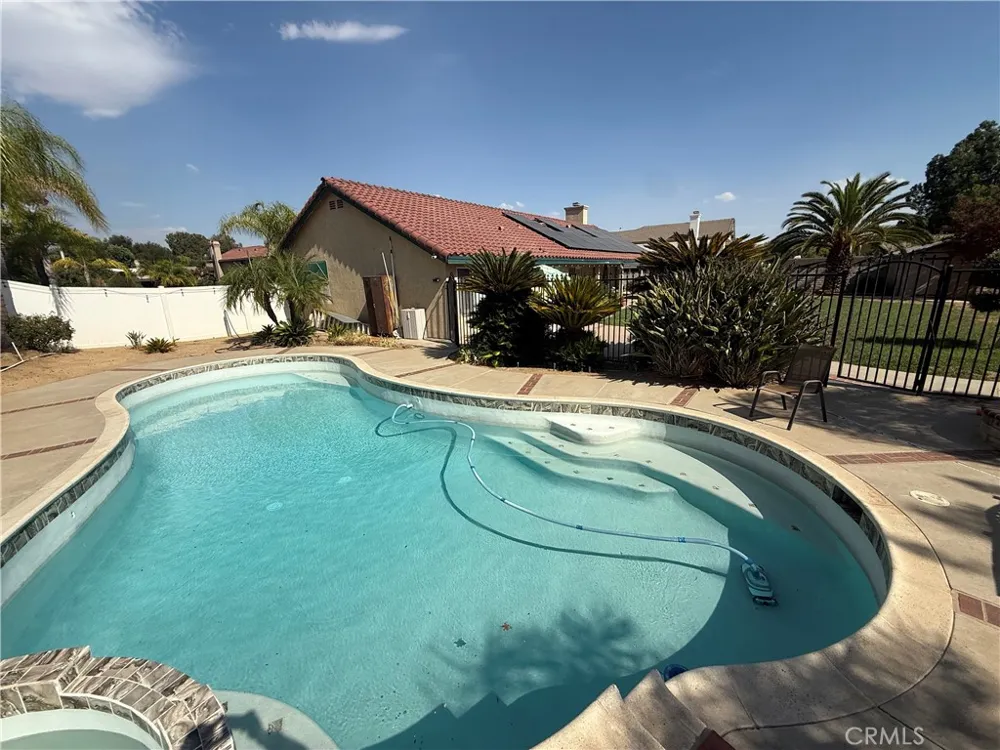 11551 Knoll Vista Moreno Valley, CA 92555