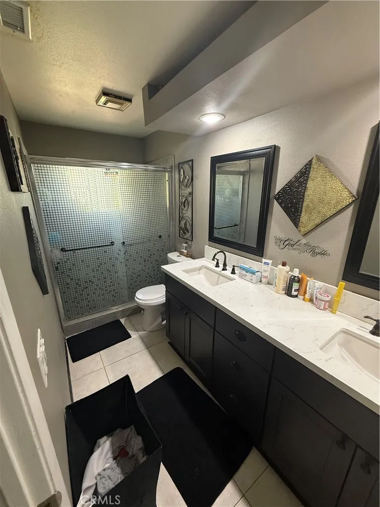11551 Knoll Vista Moreno Valley, CA 92555