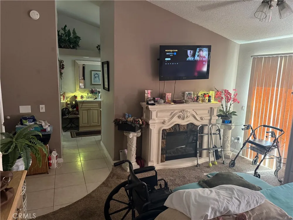 11551 Knoll Vista Moreno Valley, CA 92555