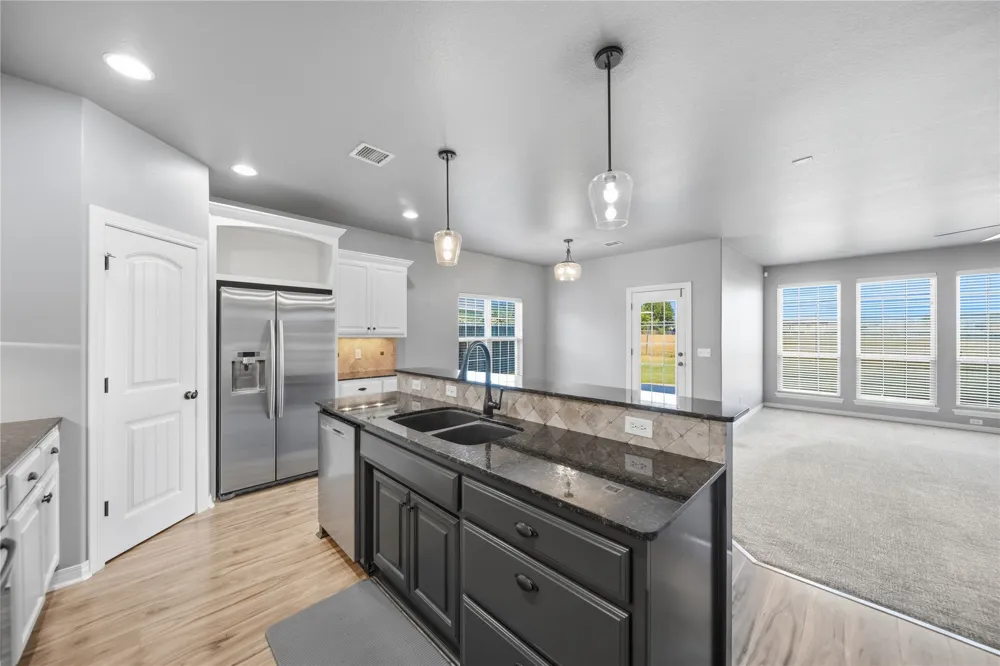 4400 W Oakridge Street Broken Arrow, OK 74012