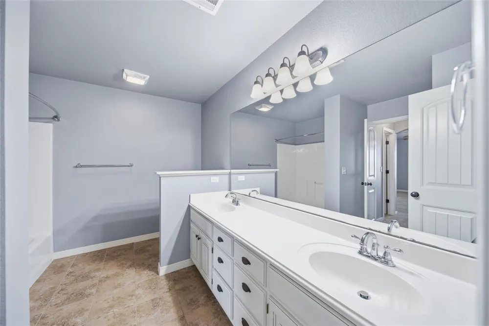 4400 W Oakridge Street Broken Arrow, OK 74012