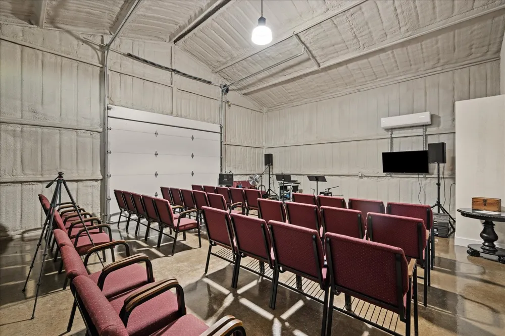 1284 COUNTY ROAD 4940 Leonard, TX 75452