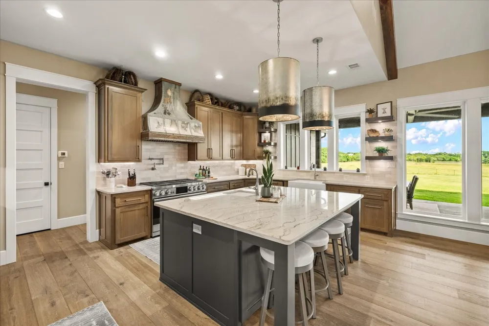 1284 COUNTY ROAD 4940 Leonard, TX 75452