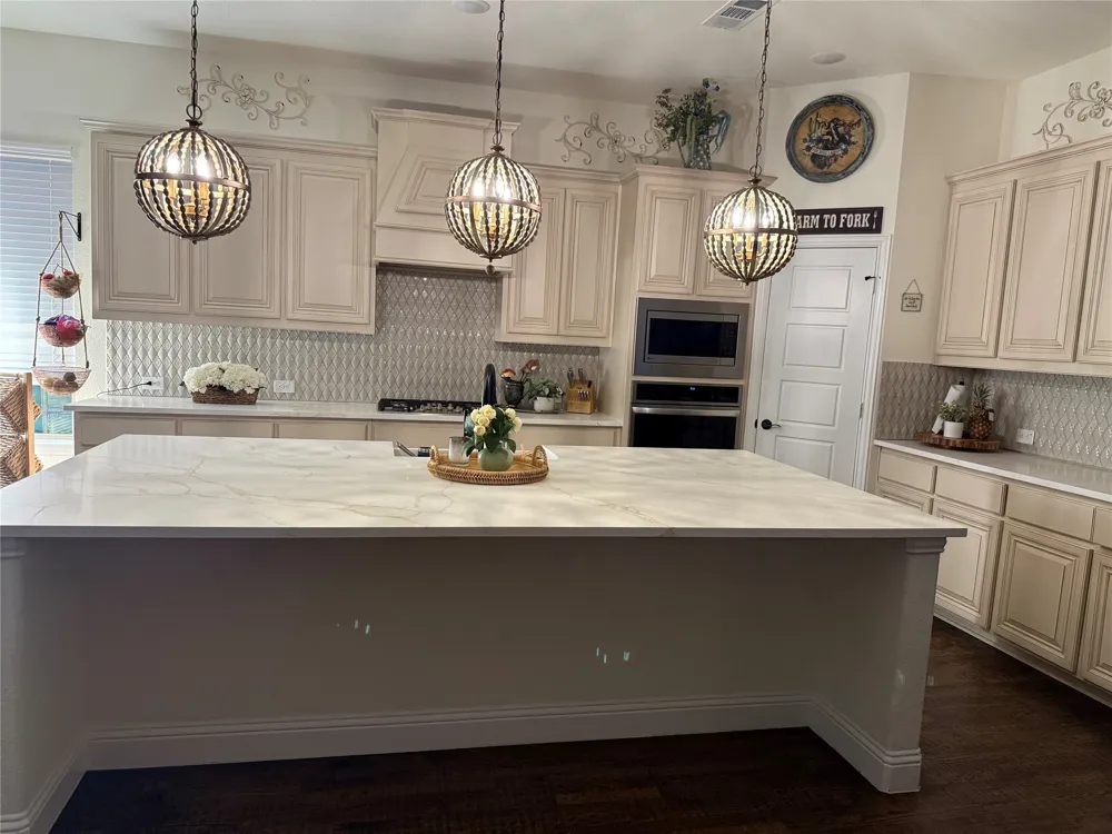 1701 Flint circle Circle Van Alstyne, TX 75495