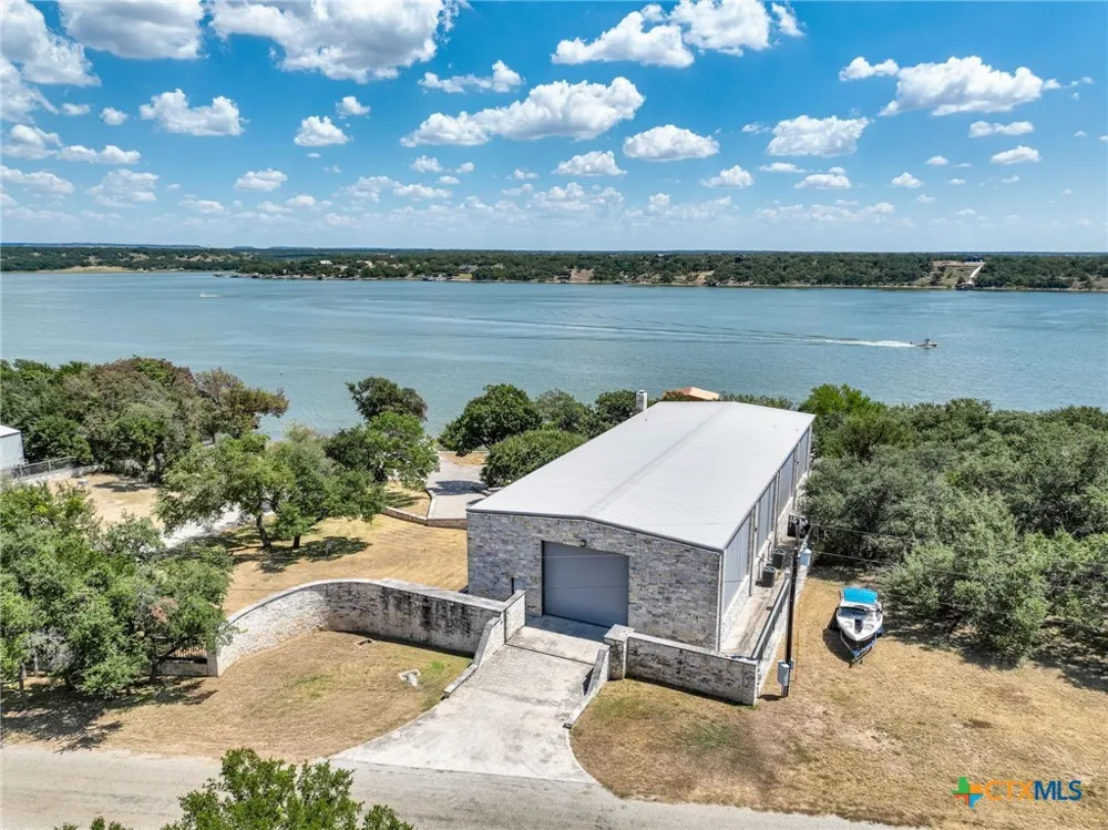 11410 County Road 454 Brownwood, TX 76801