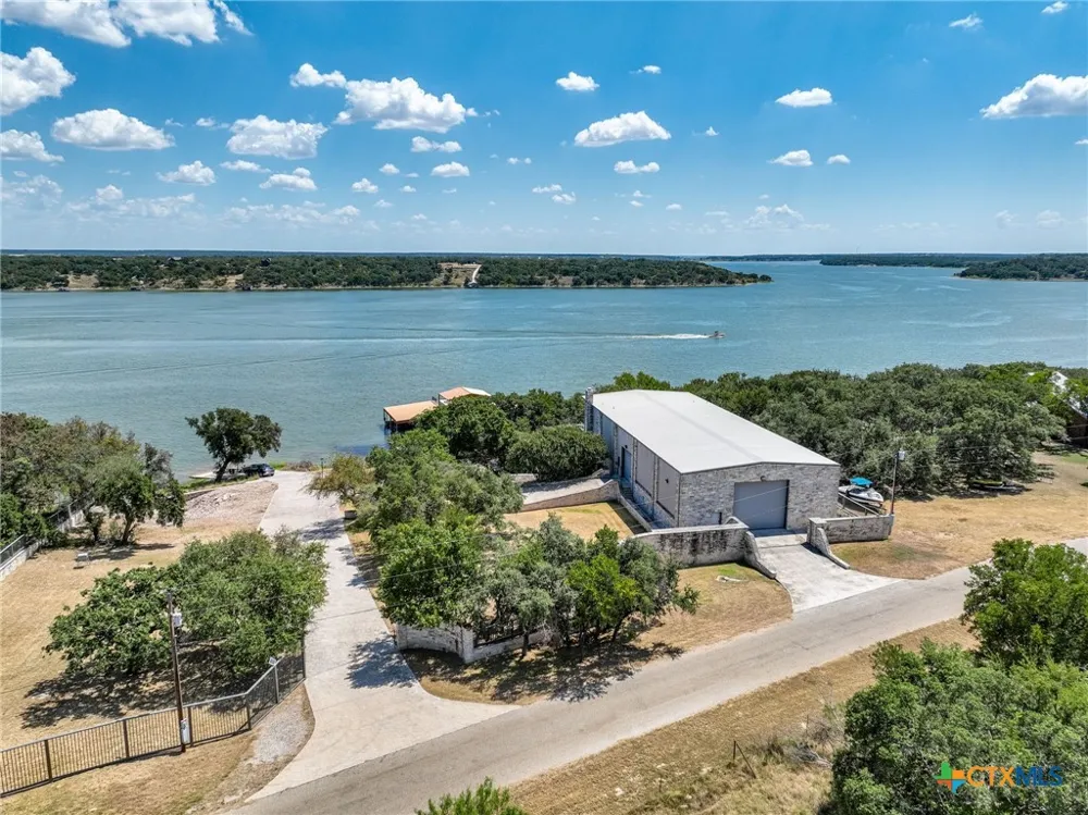 11410 County Road 454 Brownwood, TX 76801