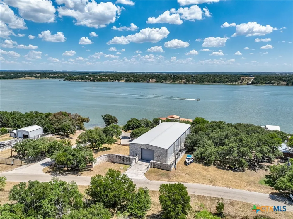 11410 County Road 454 Brownwood, TX 76801