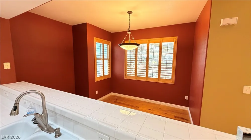 2325 Windmill Parkway #1613 Henderson, NV 89074