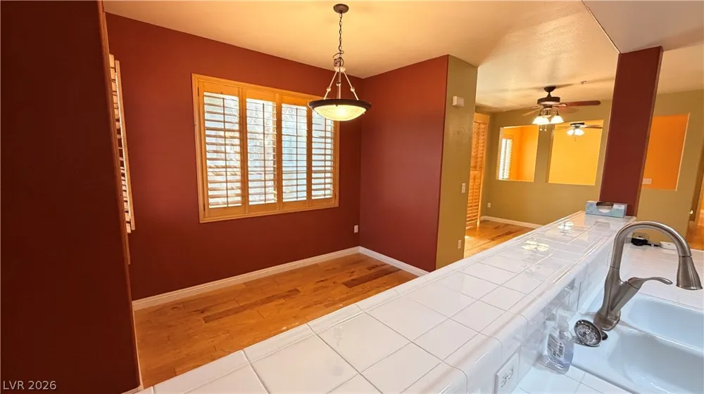 2325 Windmill Parkway #1613 Henderson, NV 89074