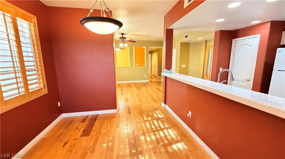 2325 Windmill Parkway #1613 Henderson, NV 89074