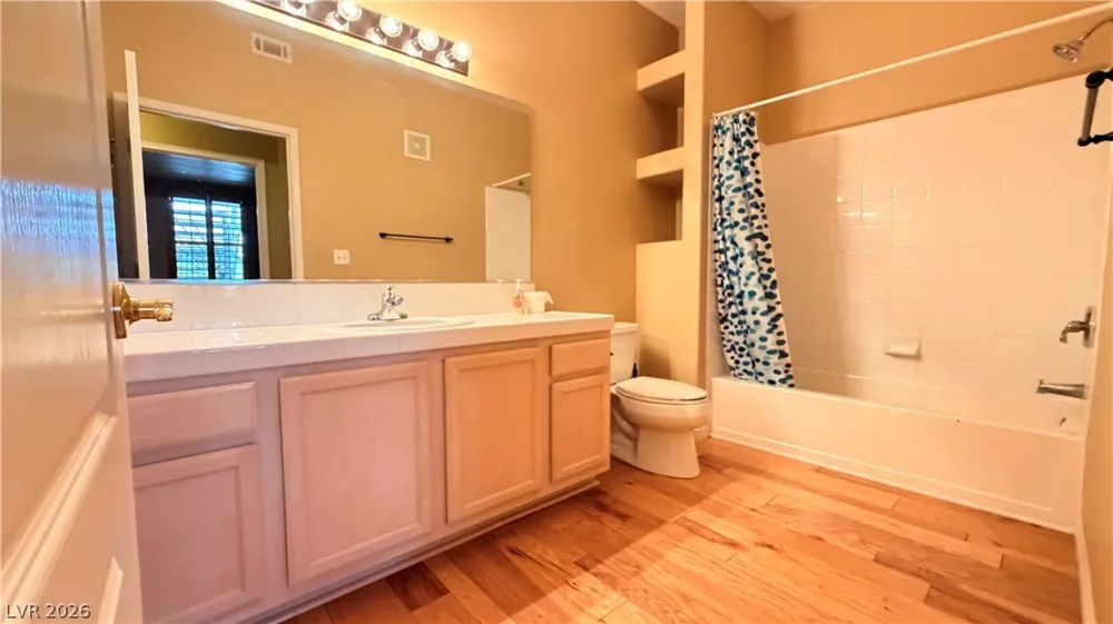 2325 Windmill Parkway #1613 Henderson, NV 89074