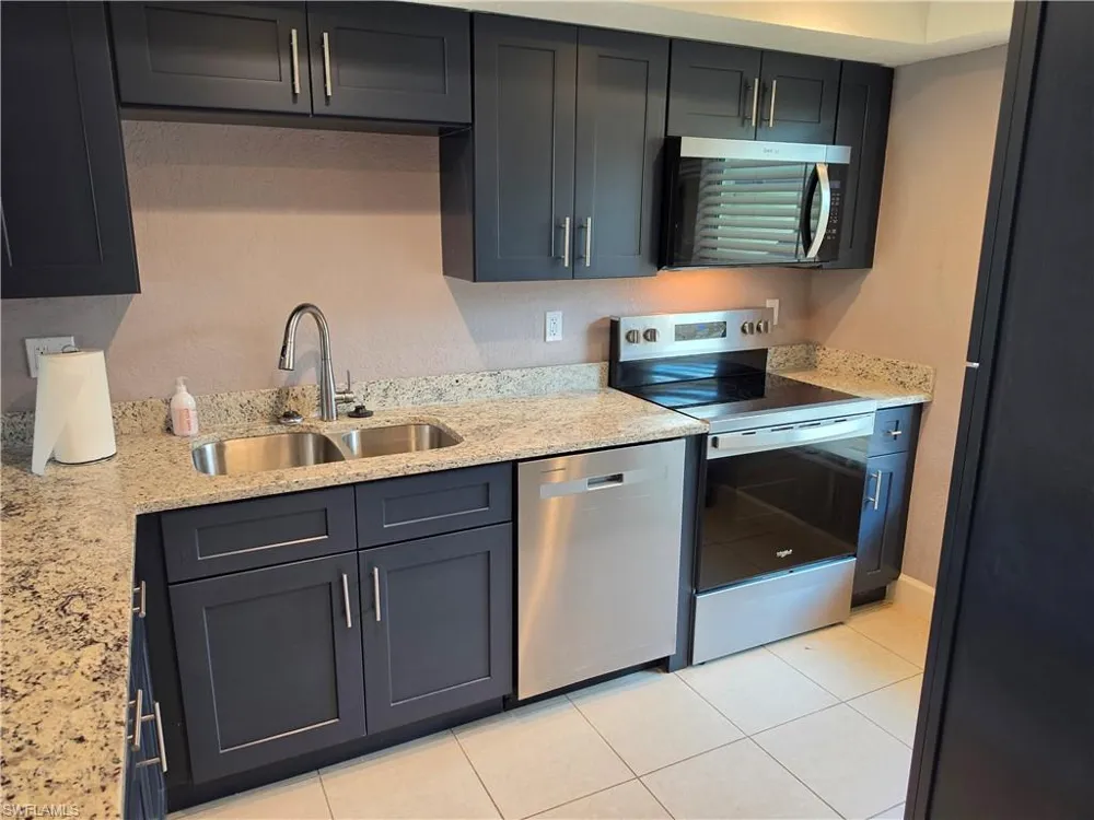 16251 Dublin Circle #102 Fort Myers, FL 33908