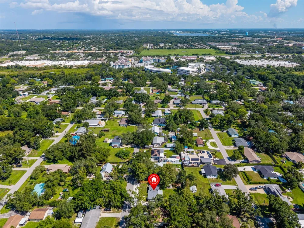 639 HAND AVENUE Sarasota, FL 34232