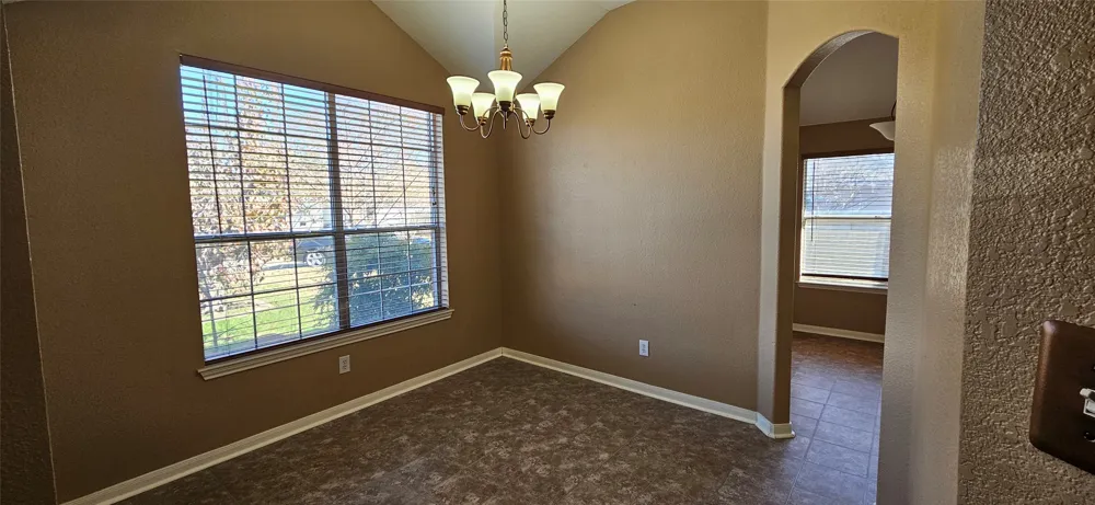 107 HELEN Cove Hutto, TX 78634