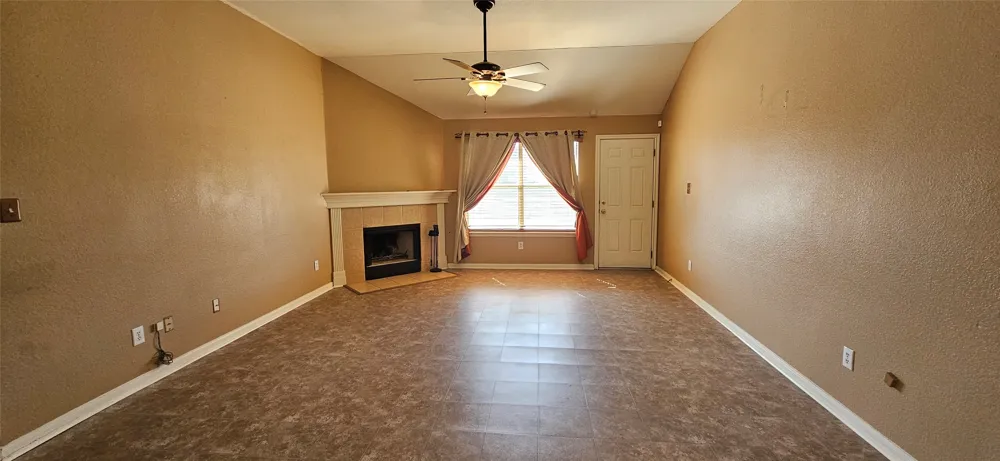 107 HELEN Cove Hutto, TX 78634
