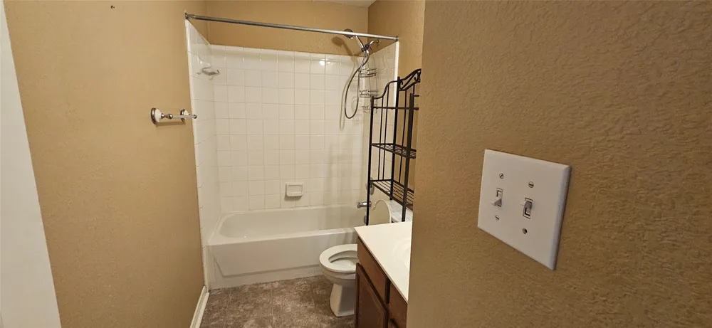 107 HELEN Cove Hutto, TX 78634
