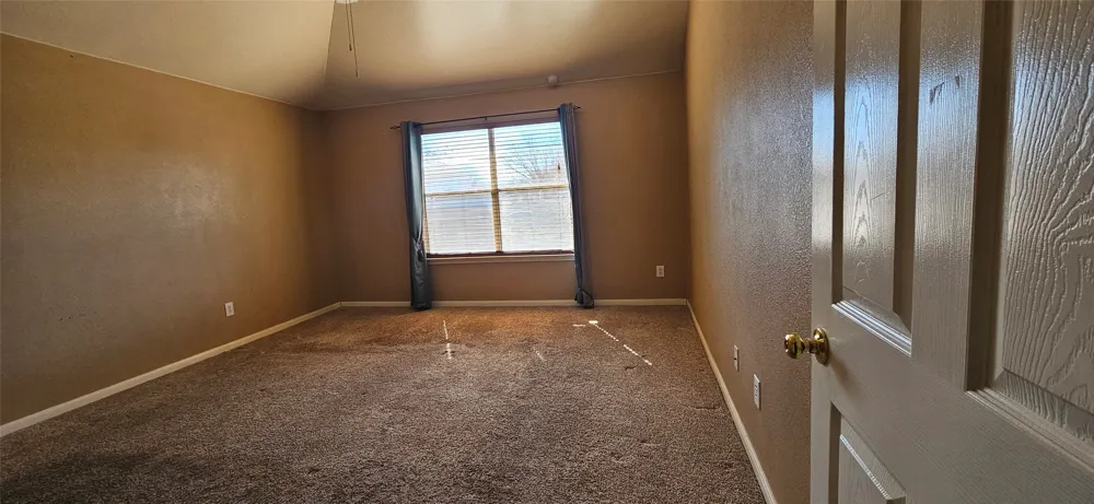 107 HELEN Cove Hutto, TX 78634