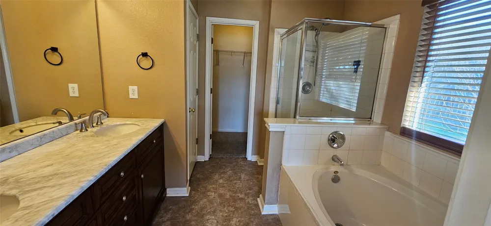 107 HELEN Cove Hutto, TX 78634