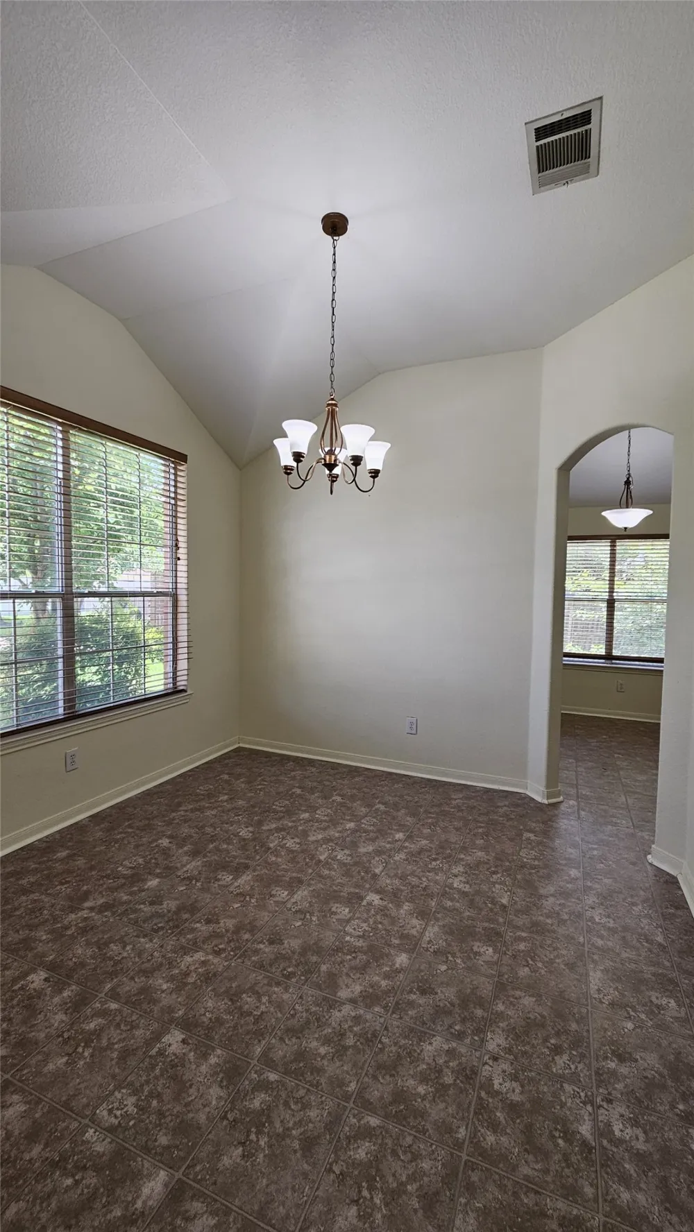 107 HELEN Cove Hutto, TX 78634