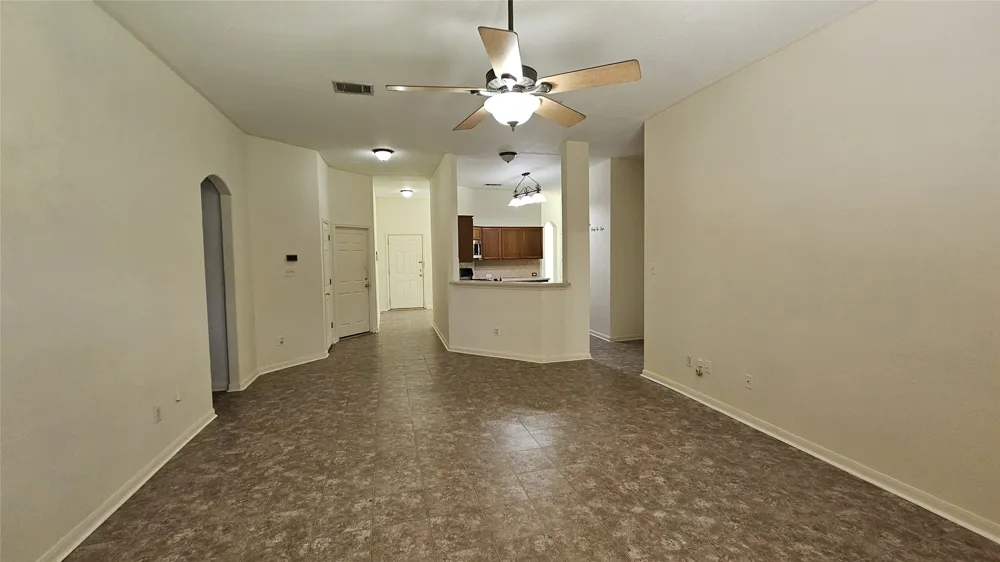 107 HELEN Cove Hutto, TX 78634