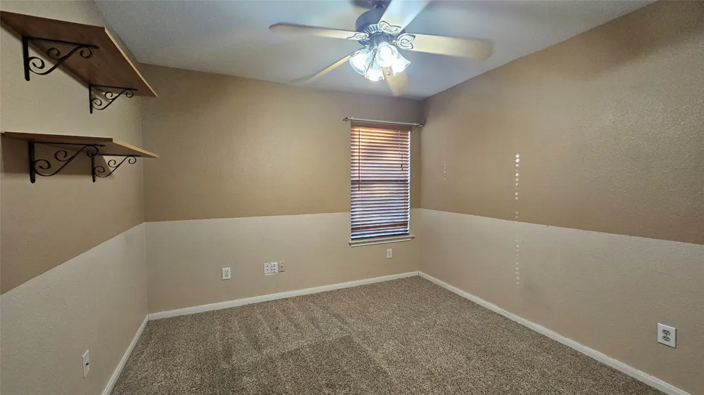 107 HELEN Cove Hutto, TX 78634