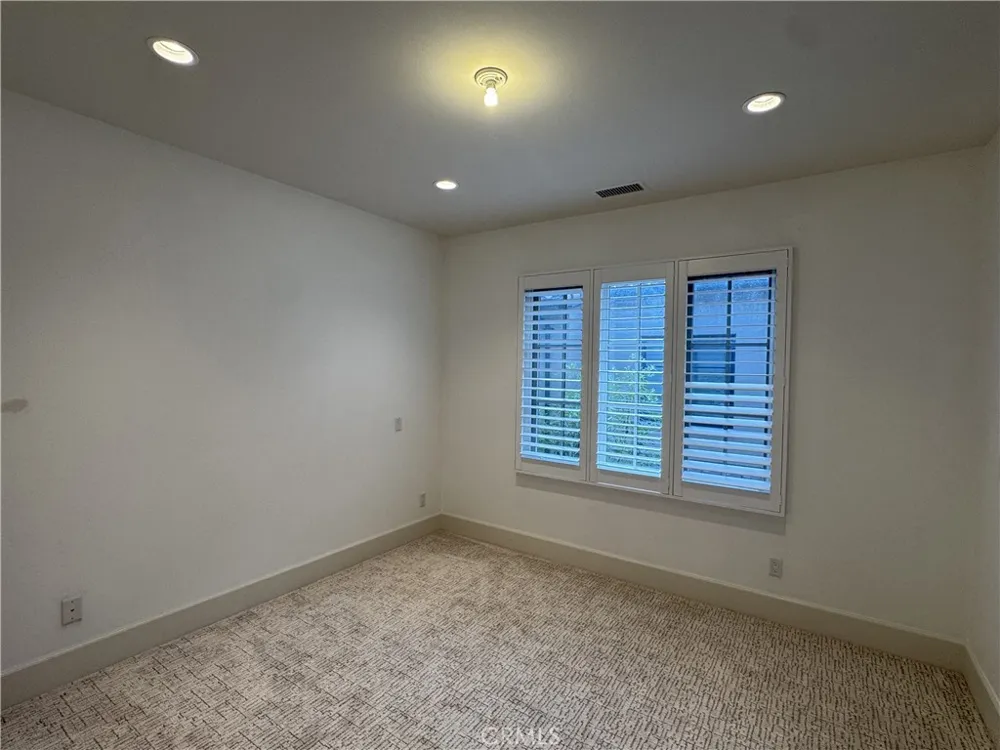 114 Homecoming Irvine, CA 92602