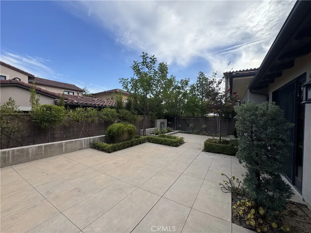 114 Homecoming Irvine, CA 92602