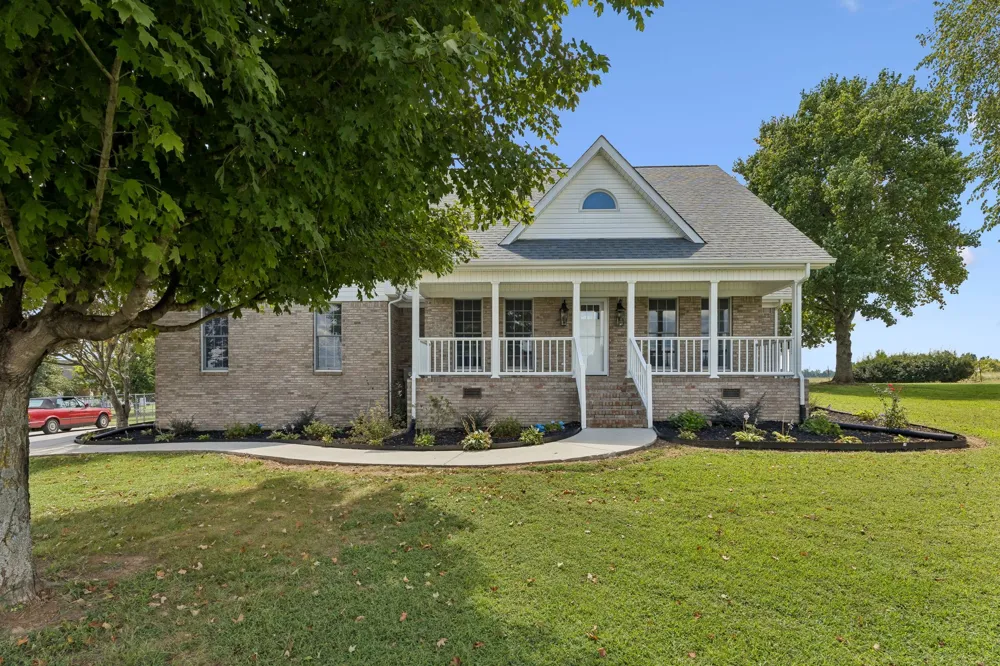13 Elizabeth Cir Fayetteville, TN 37334