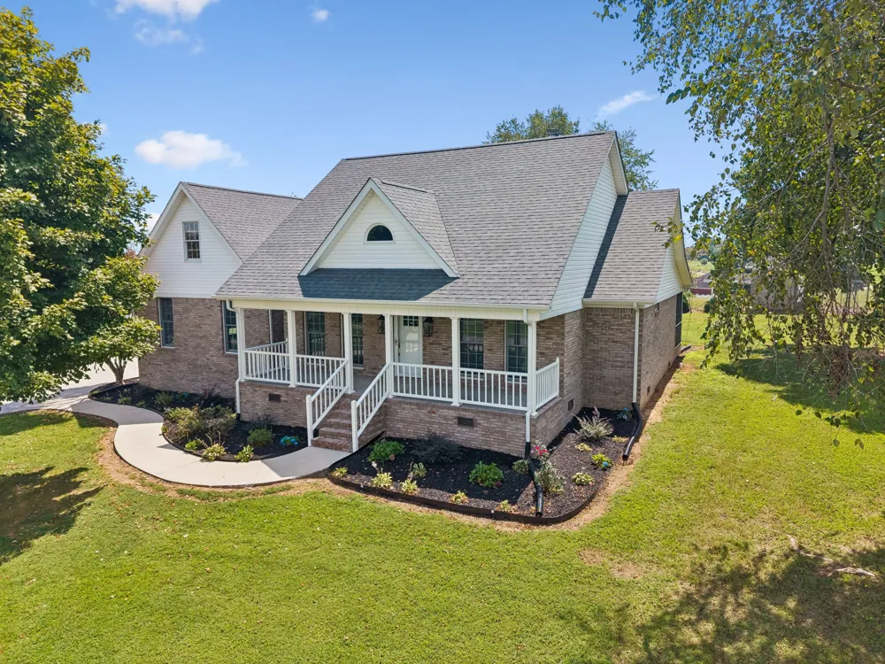 13 Elizabeth Cir Fayetteville, TN 37334