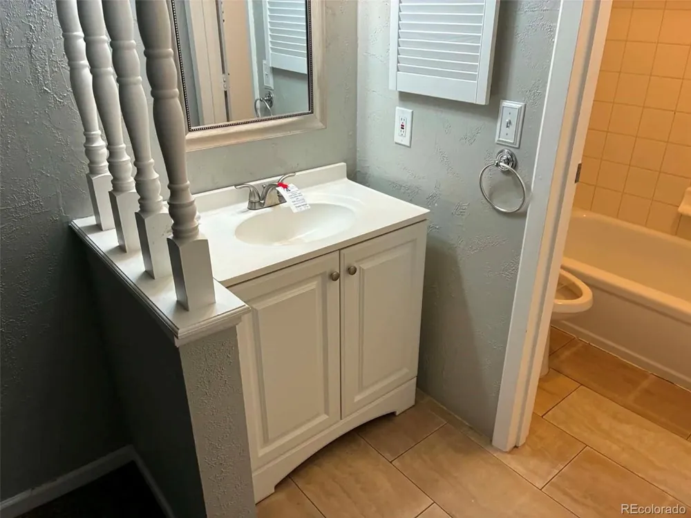 3550 S Harlan Street #242 Denver, CO 80235